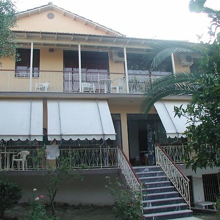 شقة Gardelis Gardens بينيتسيس المظهر الخارجي الصورة